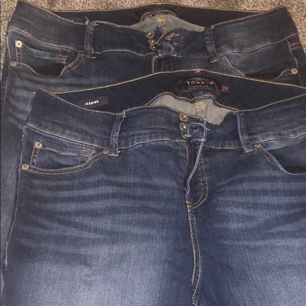 Two jeans